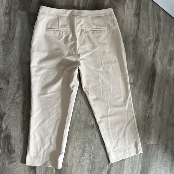 Calvin Klein Capris Pants - size 6 - Picture 2 of 12